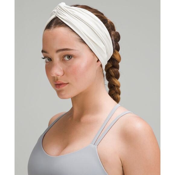 Lululemon Athletica Accessories - Lululemon Ribbed Nulu Twist Front Headband in Ivory Color NWT